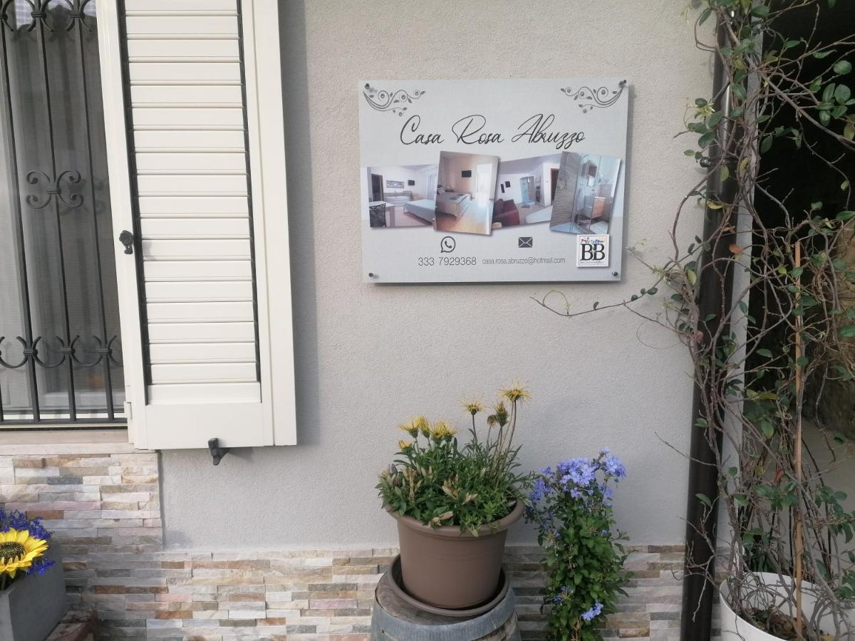 Casa Rosa Abruzzo Bed & Breakfast Musellaro Exterior foto